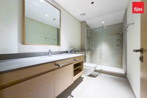 Квартира с 3 спальнями в Дубай, ОАЭ №144580 12