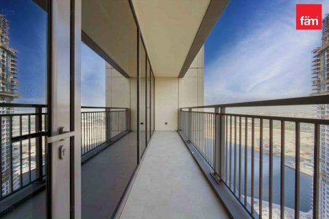 Квартира с 3 спальнями в Дубай, ОАЭ №144580 8