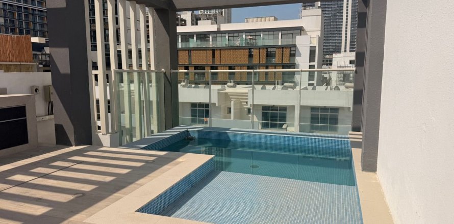 Townhouse de 4 dormitorios  No. 117876