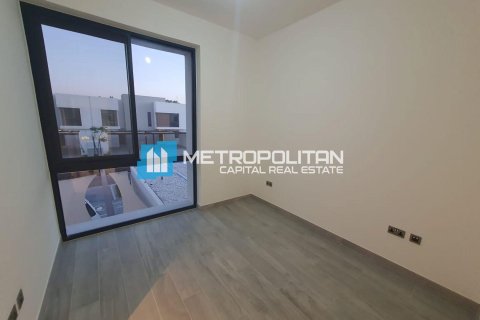 2 bedrooms Townhouse on the Yas Island, UAE No. 148992 3