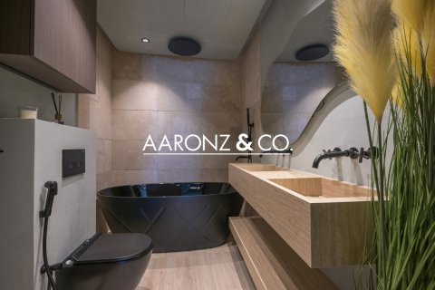 Квартира с 2 спальнями в Dorra Bay, ОАЭ №136865 13