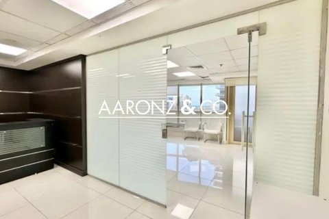 Office de 142m² à Jumeirah Lake Towers, UAE No. 136864 9