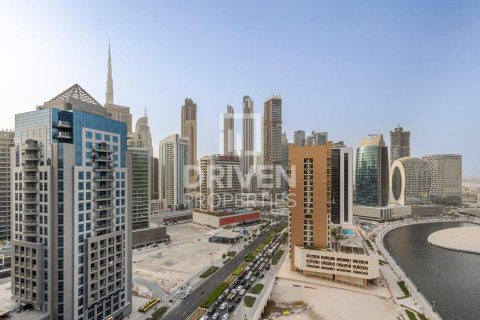 2 bedrooms Apartment in Business Bay, UAE No. 193342 8