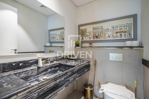 2 bedrooms Apartment in Business Bay, UAE No. 193342 18