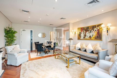 2 bedrooms Apartment in Business Bay, UAE No. 193342 15