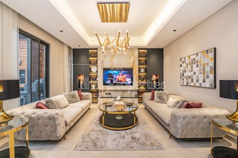 Villa de 4 dormitorios  No. 131370 6