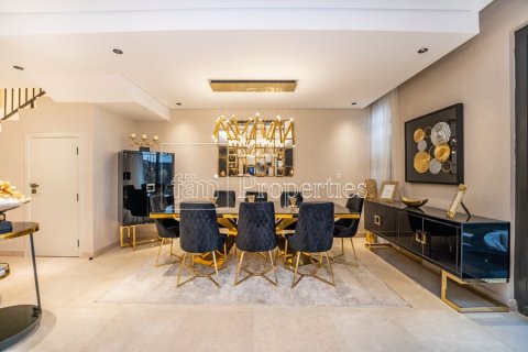 Villa de 4 dormitorios  No. 131370 9