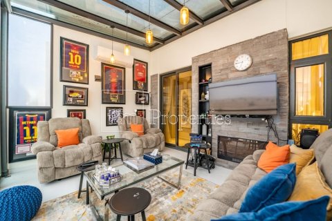 Villa de 4 dormitorios  No. 131370 25