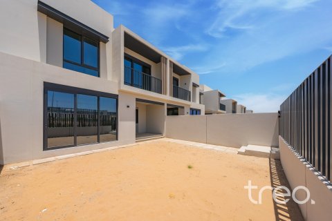 Townhouse de 4 dormitorios en Dubai, UAE No. 173947 9