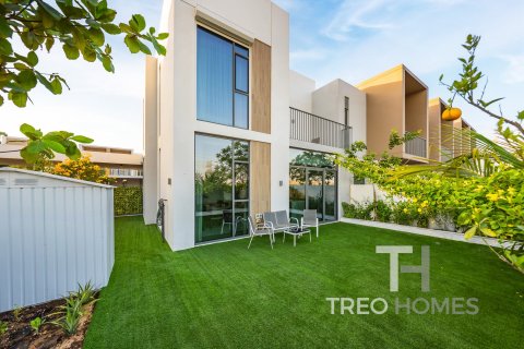 4 غرف نوم تاون هاوس في Spring, الإمارات العربية المتحدة رقم 80281 3