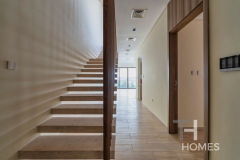 4 bedrooms Townhouse in Dubai, UAE No. 80280 11