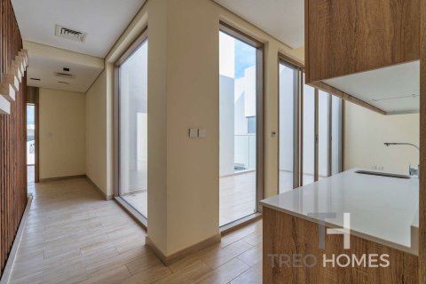 4 bedrooms Townhouse in Dubai, UAE No. 80280 13