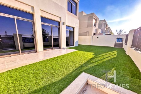 4 bedrooms Townhouse in Town Square, UAE No. 80283 2