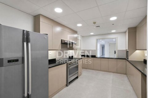 Appartement de 4 chambres à Sadaf, UAE No. 202559 16