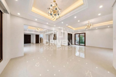 Villa de 4 chambres à Mirdif, UAE No. 202556 4