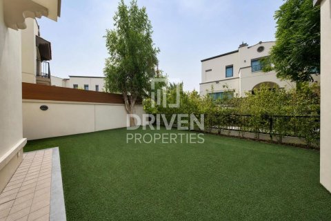Villa de 4 chambres à Mirdif, UAE No. 202556 30
