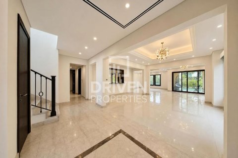 Villa de 4 chambres à Mirdif, UAE No. 202556 9