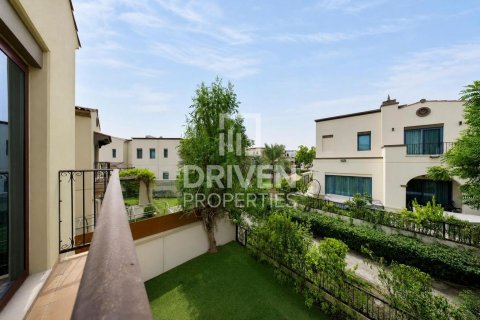 Villa de 4 chambres à Mirdif, UAE No. 202556 27