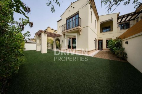 Villa de 4 chambres à Mirdif, UAE No. 202556 31
