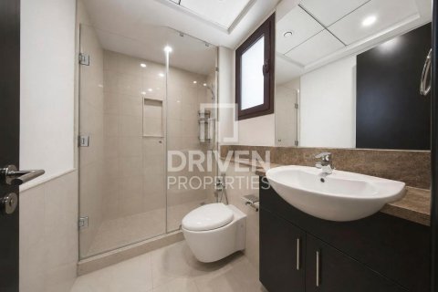 Villa de 4 chambres à Mirdif, UAE No. 202556 21