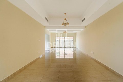 3 غرف نوم فيلا في Mirdif Villas, الإمارات العربية المتحدة رقم 202557 3