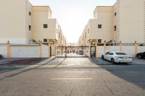 3 غرف نوم فيلا في Mirdif Villas, الإمارات العربية المتحدة رقم 202557 25