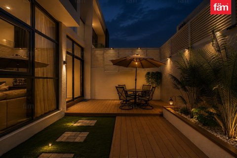 3 bedrooms Townhouse in Dubai, UAE No. 198531 23