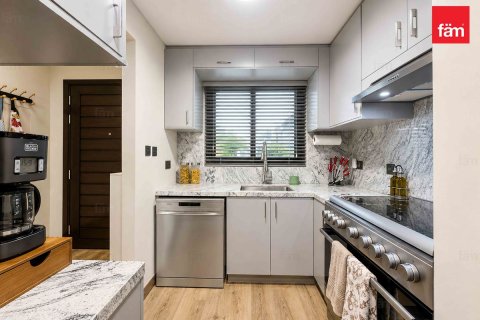 3 bedrooms Townhouse in Dubai, UAE No. 198531 13
