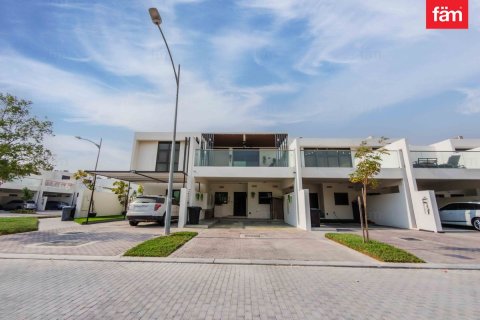 3 bedrooms Townhouse in Dubai, UAE No. 198531 18