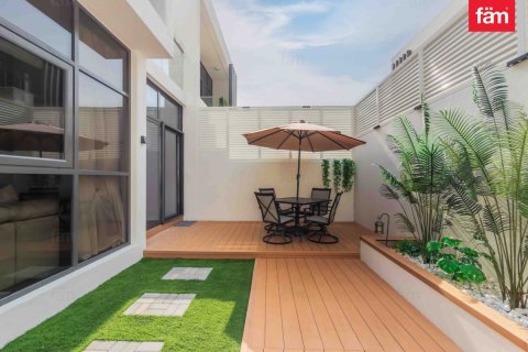 3 bedrooms Townhouse in Dubai, UAE No. 198531 16