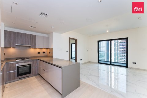 2 bedrooms Apartment in Dubai, UAE No. 145221 17