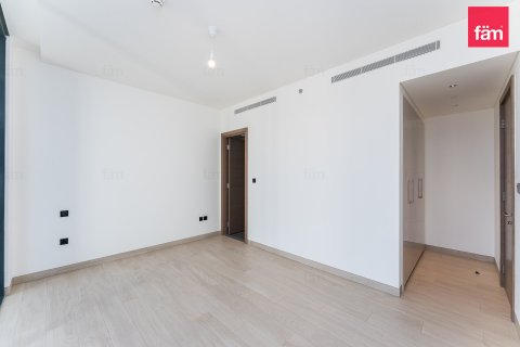 2 bedrooms Apartment in Dubai, UAE No. 145221 16