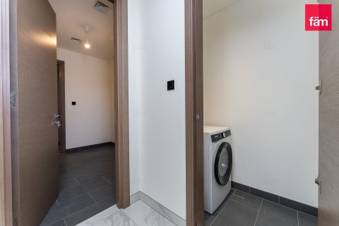 2 bedrooms Apartment in Dubai, UAE No. 145221 8