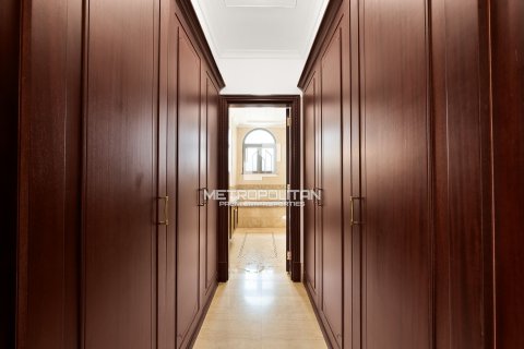 Вилла с 7 спальнями №128737 26