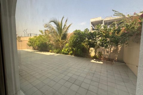 4 bedrooms Villa in Al Sufouh, UAE No. 199753 5