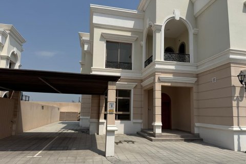 4 bedrooms Villa in Al Sufouh, UAE No. 199753 17