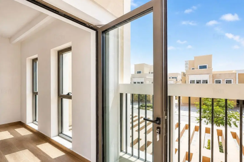 4 bedrooms Townhouse in Damac Lagoons, UAE No. 199752