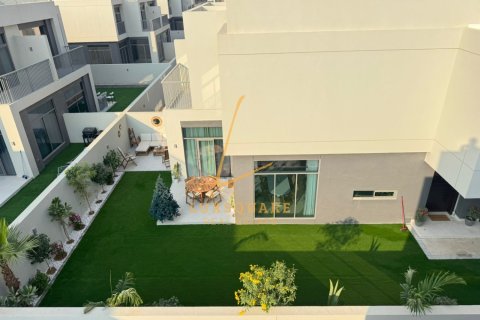 4 bedrooms Villa in The Pulse, UAE No. 144749 7