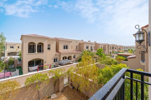 Townhouse de 2 dormitorios en Bella Casa, UAE No. 187226 10