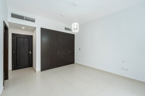 Townhouse de 2 dormitorios en Bella Casa, UAE No. 187226 7
