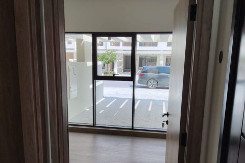 Villa de 4 dormitorios en Damac Lagoons, UAE No. 187227 16