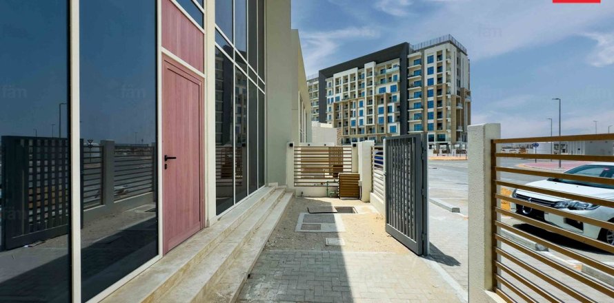 Townhouse de 3 chambres à Dubai, UAE No. 103295