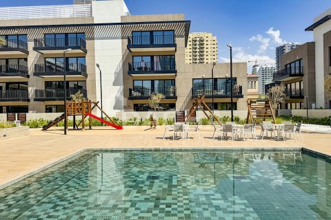 Apartment de 2 dormitorios en District 11, UAE No. 155860 7