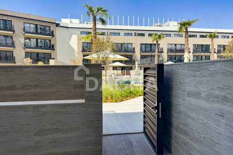 Apartment de 2 dormitorios en District 11, UAE No. 155860 24