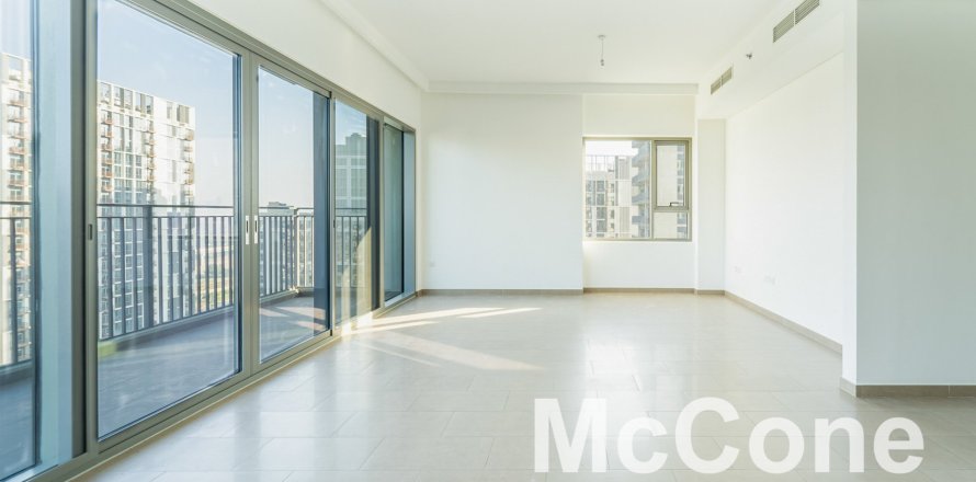 Apartment de 3 dormitorios en Park Heights, UAE No. 74916