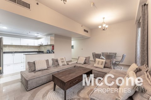 Apartment de 2 dormitorios en Jumeirah Village Circle, UAE No. 74927 3