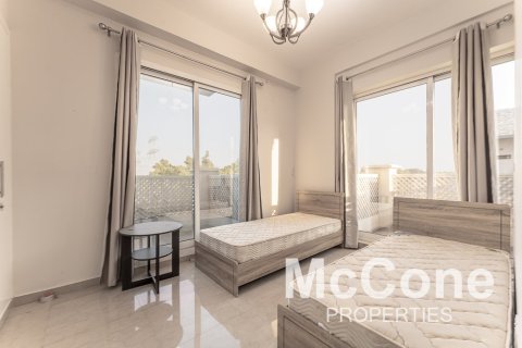 Apartment de 2 dormitorios en Jumeirah Village Circle, UAE No. 74927 7