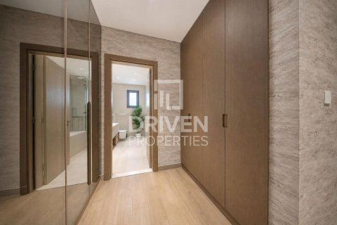 4 bedrooms Villa in District One, UAE No. 204103 21