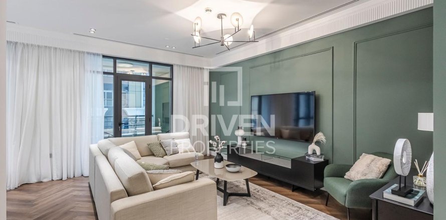 Appartement de 2 chambres à Marina Crown, UAE No. 204108