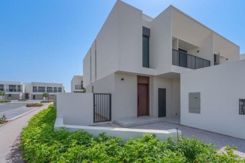 4 bedrooms Villa in Town Square, UAE No. 152485 20